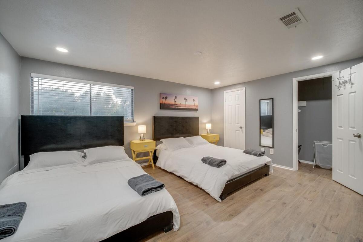 Stunning 5Br 2Ba Holiday Home With Private Pool And Cinema Dallas Exterior photo